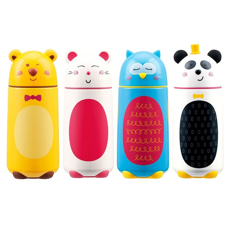 430 ml thermos flask with yellow, white and blue tea filter with pink, yellow and black belly on white background